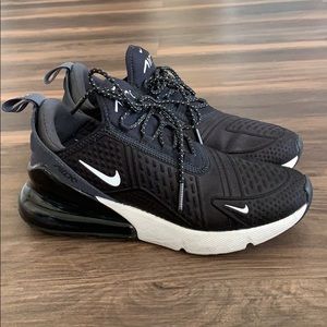 Nike Air Max 270